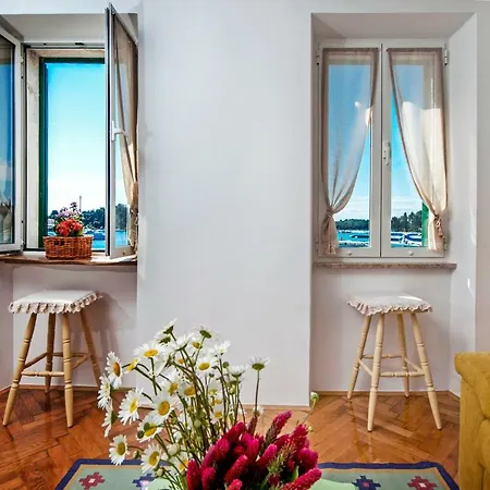 Rosina Sea View דירה